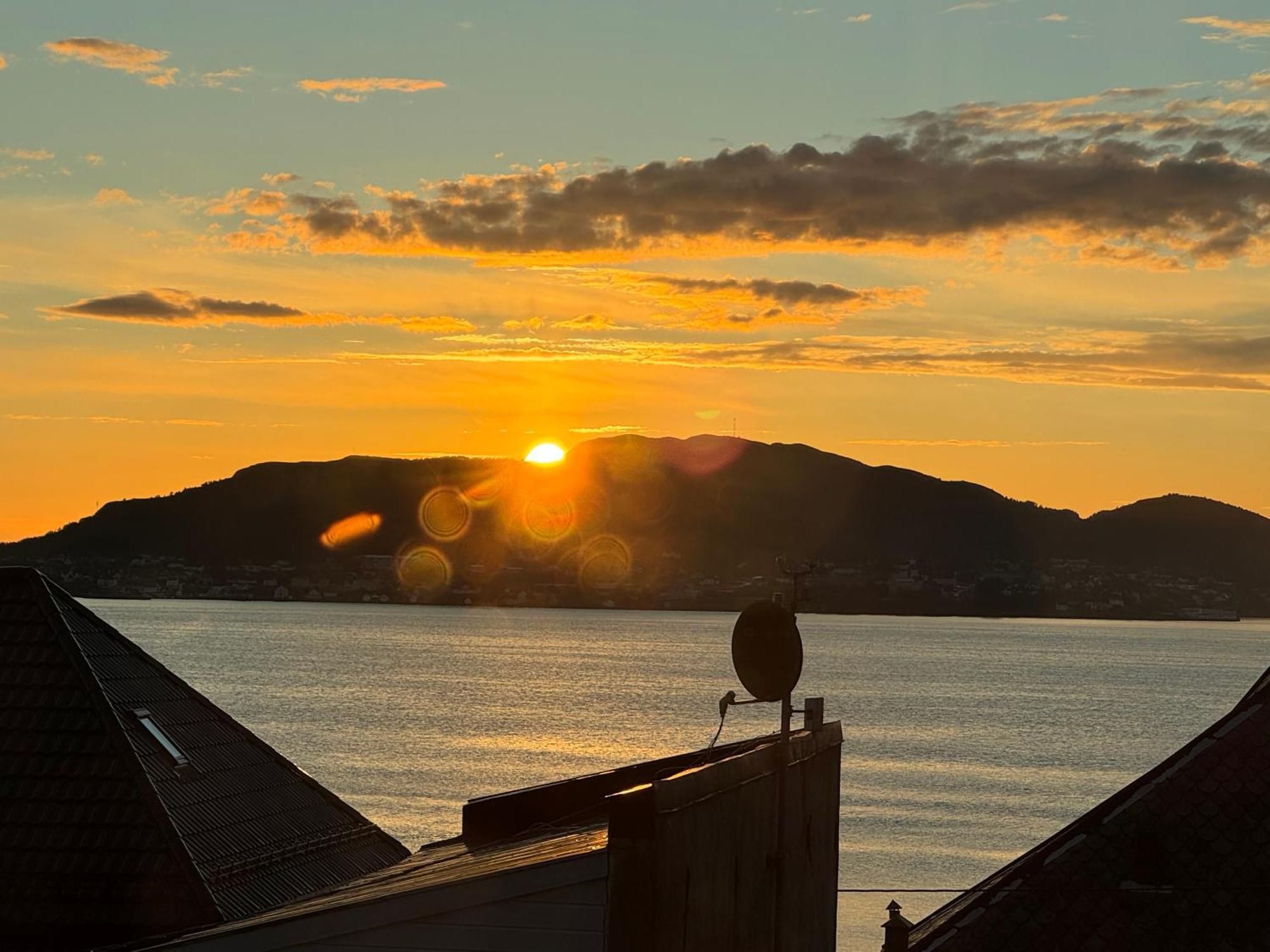 Alesund Sentrum Apartment Екстер'єр фото